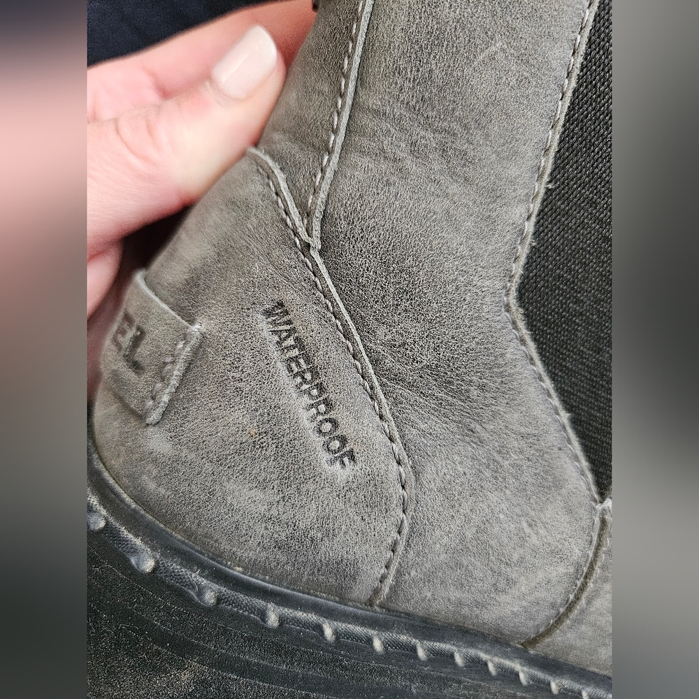 Sorel Chelsea Waterproof Boot - Picture 12 of 12